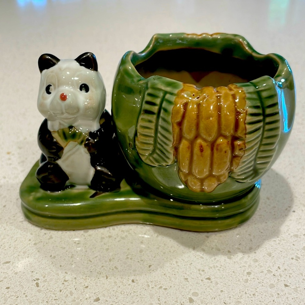 Panda planter.